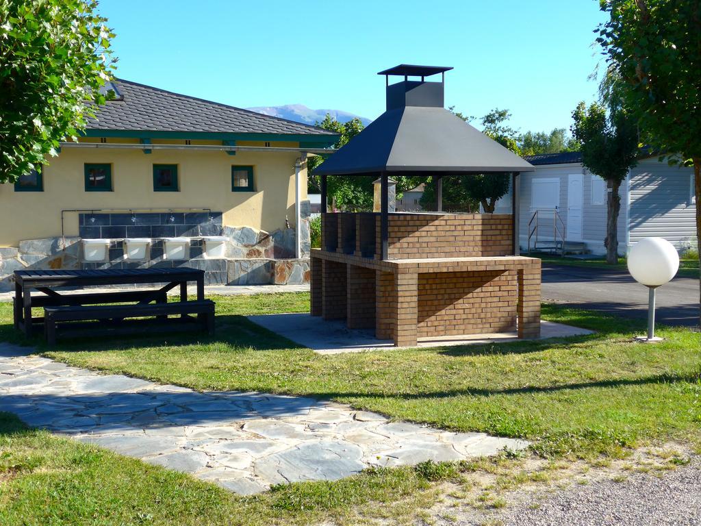 Camping Mas Piques Bourg-Madame Zewnętrze zdjęcie